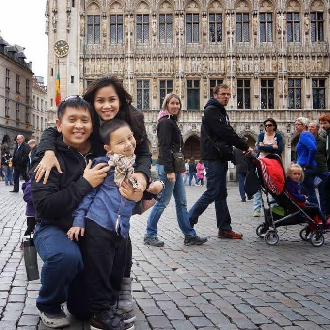 Reinheart dan Rima bersama Reiko ketika keluarga masih bertiga